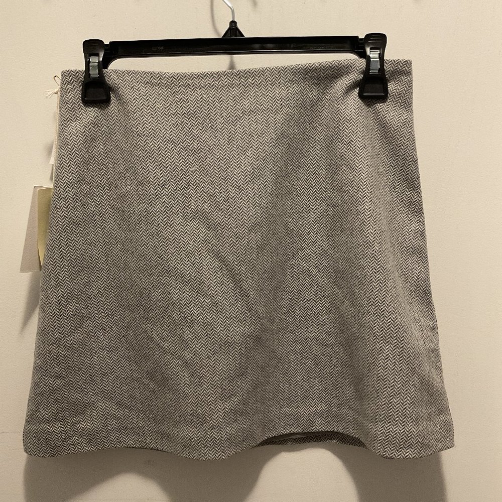 Aritzia Wilfred New Classic Mini Skirt Light Grey Herringbone size 4